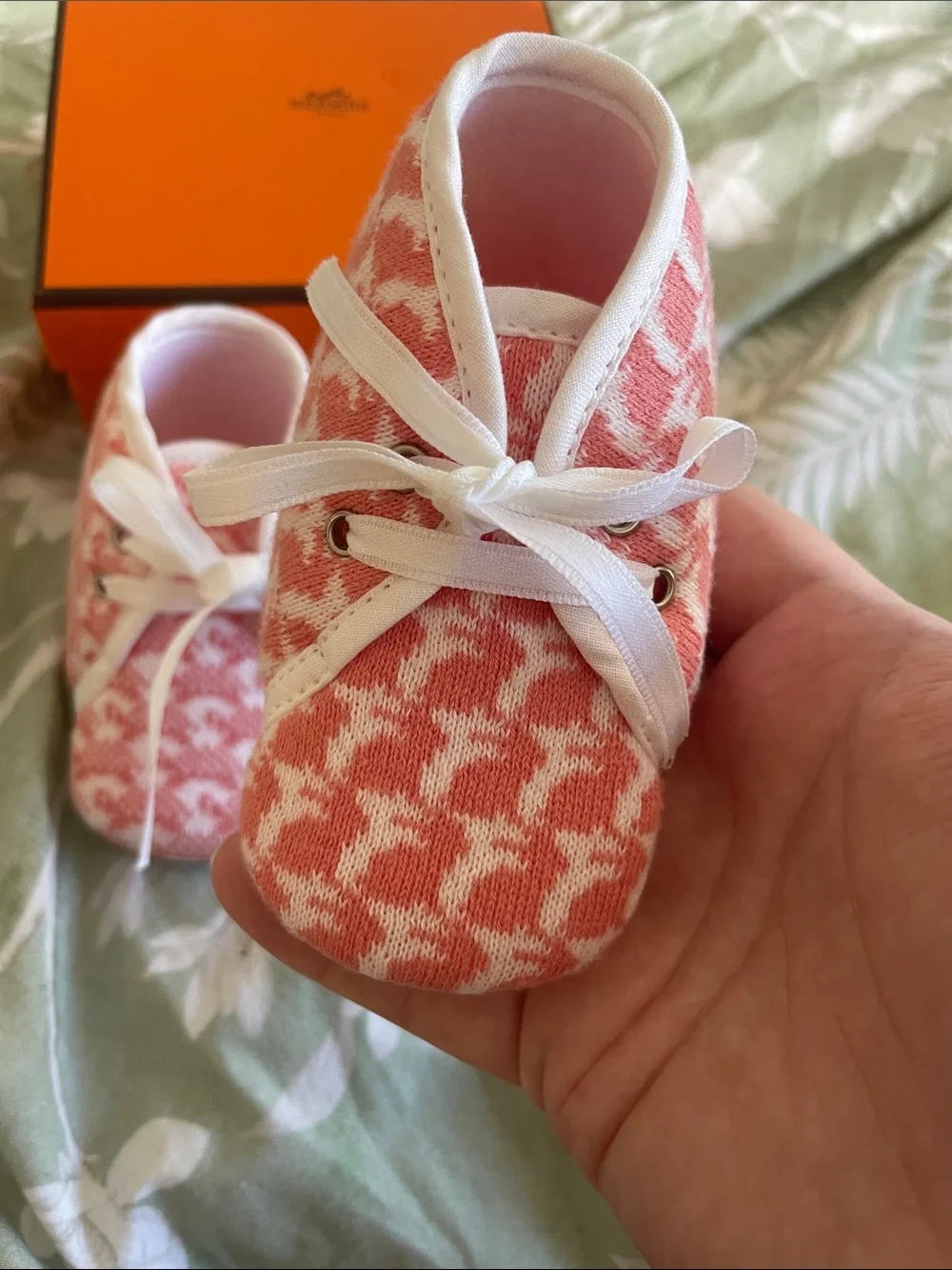 Hermès Orange White Houndstooth Baby First Shoes Walker Booties Unworn Japan